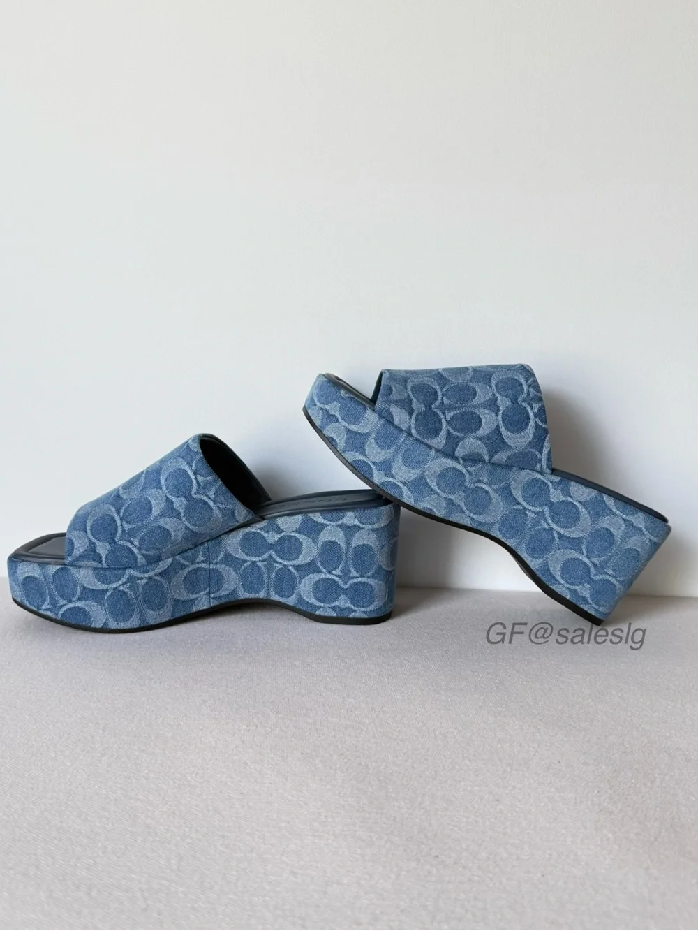 NWT Coach Phoebe Platform Sandal In Signature Denim Blue CDF69 Size 8B US